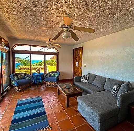 Hermosa Vista De La Bahia De *
