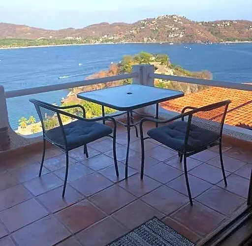 Hermosa Vista De La Bahia De Apartamento